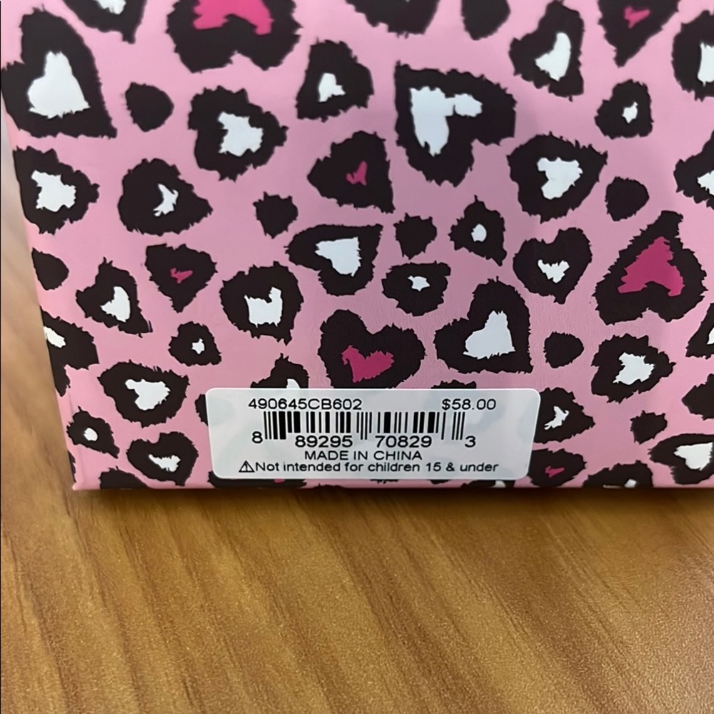 🚨SOLD ELSEWHERE🚨Betsey Johnson Glitter Cherry Bag Charm NWT - Picture 7 of 8